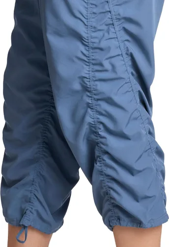 Vista 26 de RBX Pantalón capri tejido ligero con cordón para mujer, talla grande