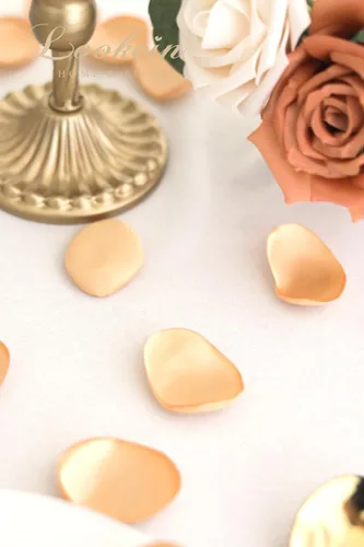 Vista 3 de Lookein 300 pétalos de rosa de satén para boda, cesta de niña de las flores, centros de mesa, corredor del pasillo, confeti para fiestas, despedida