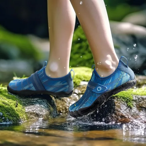 Vista 3 de SEEKWAY - Zapatos de agua para niños y niñas, de secado rápido, antideslizantes, calcetines acuáticos para deportes al aire libre, piscina