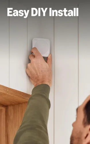 Vista 5 de Paquete incluye un kit de 14 piezas Ring Alarm Pro (modelo más reciente), eero Wi-Fi 6 router integrado y 30 días gratis del plan de suscripción