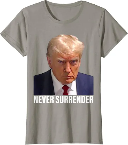 Vista 57 de Camiseta Pro Trump Mugshot Never Surrender para hombre y mujer, Negro