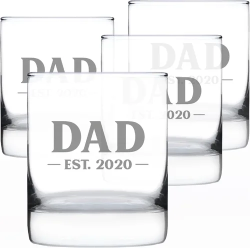 Vista 20 de Dad Est 20XX personalizado – Nuevo padre whisky rocas regalo de cristal para padres primerizos – Gafas personalizadas atrevidas de 10.25 onzas