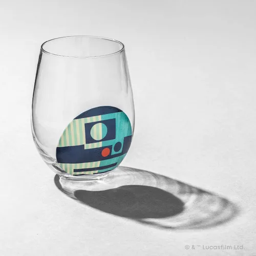 Vista 3 de JoyJolt Star Wars™ - Vasos para casco sin tallo, juego de 4 vasos grandes de vidrio de 19 onzas, regalos de cocina de guerra y coleccionables