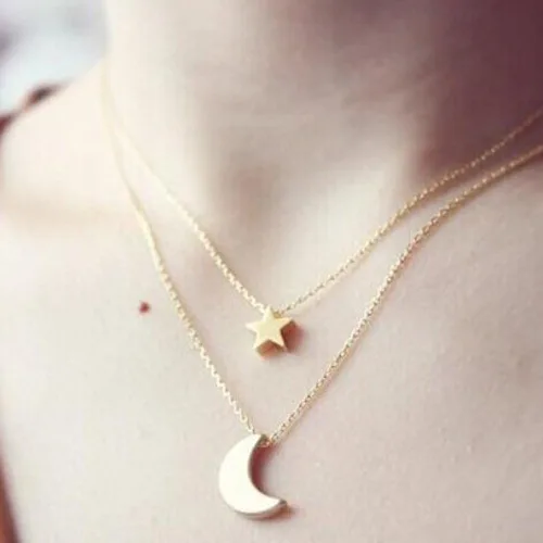 Vista 4 de Simple - Collar de doble capa para mujer, collar con colgante de estrella y luna, gargantilla de cadena de cuello de plata dorada para adolescentes