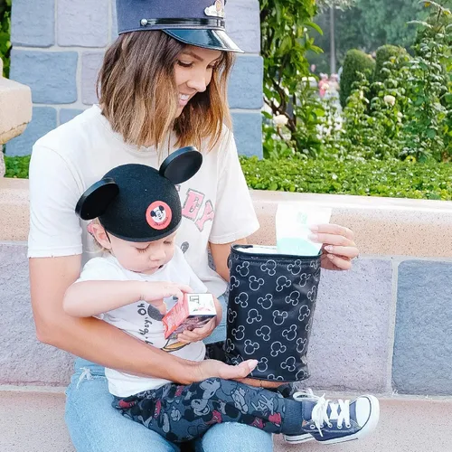 Vista 3 de Disney Baby by J.L. Childress TwoCOOL Enfriador de leche materna – Biberón doble y bolsa de comida – Paquete de hielo incluido – Se adapta a 2 – 4