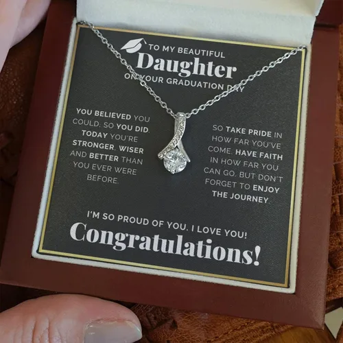 Vista 3 de Graduation Necklace For Her 2023 - Graduation Necklace 2019 For Women, Para La Reina De Mi Vida - Collar De Amor Infinito, Regalos Para Graduacion
