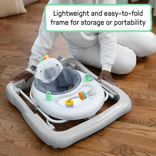 Vista 5 de Ingenuity Caminador de Actividad para Bebé Smooth Strides - Chambray, Caminador de Desarrollo, 3 Alturas Ajustables, Juguetes Incluidos, 6M-12M