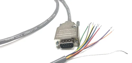 Vista 3 de Custom Cable Connection Cable de extensión DB9 macho a extremo romo RS232 de 6 pies - 24 AWG con revestimiento de PVC gris - Fabricado en Estados