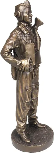 Vista 3 de Ebros Gift Estatua de piloto de avión a reacción de la Segunda Guerra Mundial de 11.75 pulgadas de alto, batalla de Midway, portaaviones navales