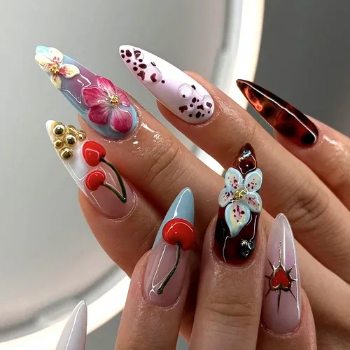Vista 32 de Uñas postizas de almendra medianas MABKJLF con punta francesa, uñas falsas 3D con diseños de pedrería de flores de fresa, uñas pegajosas brillantes 1