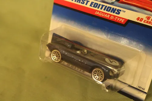 Vista 3 de Hot Wheels Jaguar D-Type Blue 1998 Primeras Ediciones Serie #6 de 40 Coche Básico Escala 1:64 Coleccionista #638