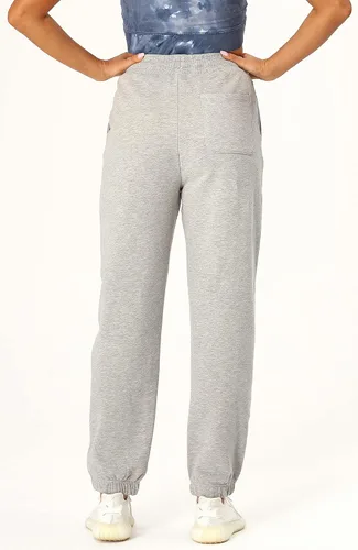 Vista 4 de icyzone Pantalones deportivos de forro polar para mujer, pantalones deportivos con bolsillos, pantalones gruesos para descansar