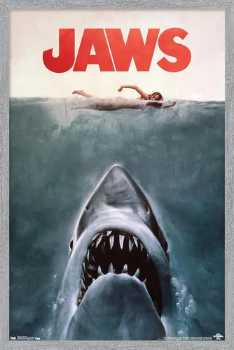 Vista 17 de Trends International Jaws - Póster de pared de una hoja, 14.725 x 22.375 pulgadas, versión con marco de madera tipo granero