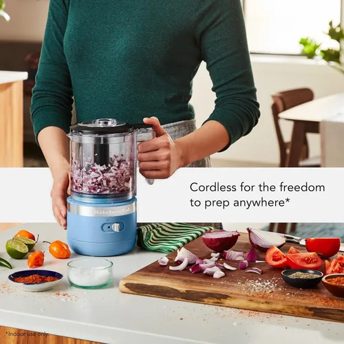 Vista 2 de KitchenAid Picador de alimentos inalámbrico KFCB519VB de 5 tazas, terciopelo azul Azul terciopelo