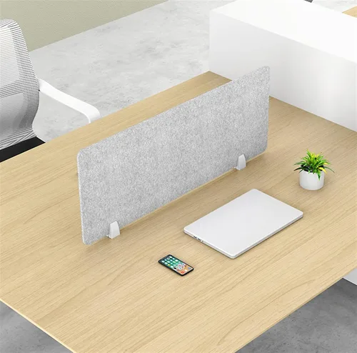 Vista 2 de Icegrey Divisor acústico de escritorio, panel de privacidad, escritorio extraíble absorbente de sonido con 2 clips para centros de llamadas de Beige