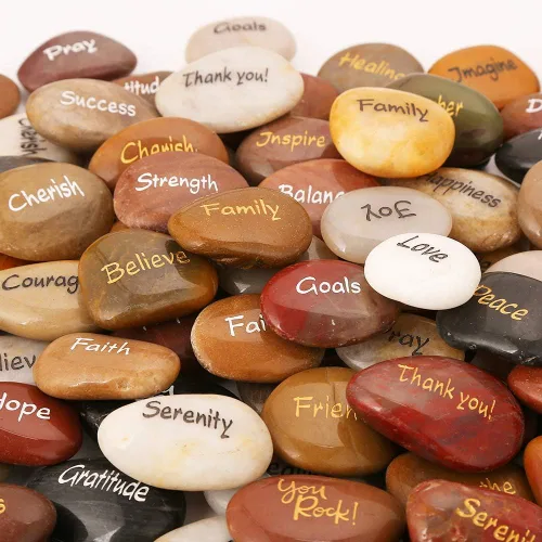 Vista 3 de ROCKIMPACT 100 piedras grabadas con diferentes palabras inspiradoras, piedras de fe a granel, regalos novedosos, piedras zen, piedras de gratitud