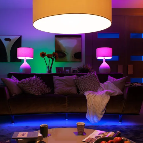 Vista 9 de Philips 456194 Hue White and Color Ambiance A19 Kit de inicio de bombilla de 2ª generación, funciona con Alexa