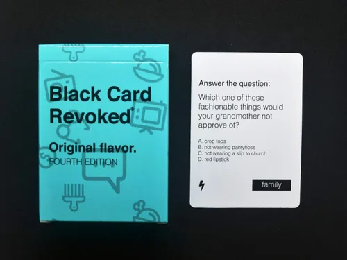 Vista 6 de Black Card Revoked: Cuarta edición: celebra la cultura negra probando tus conocimientos con este juego de trivia de cultura negra Ríete en voz