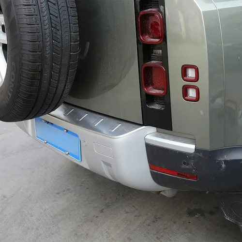 Vista 4 de Cubierta protectora de placa de protección de parachoques trasero exterior de acero inoxidable para Land Rover Defender 110 2020 2021 Accesorios
