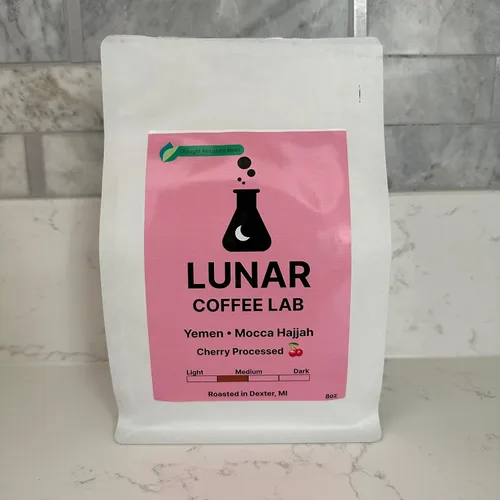 Vista 16 de Lunar Coffee Lab Café orgánico medio tostado medio descafeinado medio – Proceso de agua de montaña medio descafeinado Guatemala, mitad reliquia