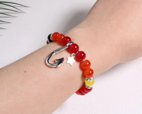 Vista 5 de QqzsJewls Pulseras inspiradas en FNAF, regalos de disfraz para fanáticos del juego Fnaf, pulseras de piedra con cuentas para niños y niñas, regalos