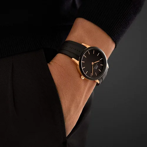 Vista 6 de Daniel Wellington Reloj icónico de goma de oro
