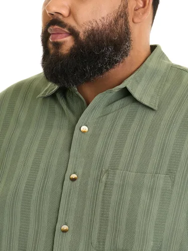 Vista 5 de Van Heusen Camisa de manga corta para hombre, con botones y rayas, de poliéster y rayón