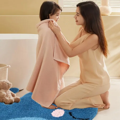 Vista 2 de IcosaMro Alfombra de baño azul con diseño de ballena, bonita alfombra antideslizante, lavable, de microfibra, absorbente de agua, alfombra de piso