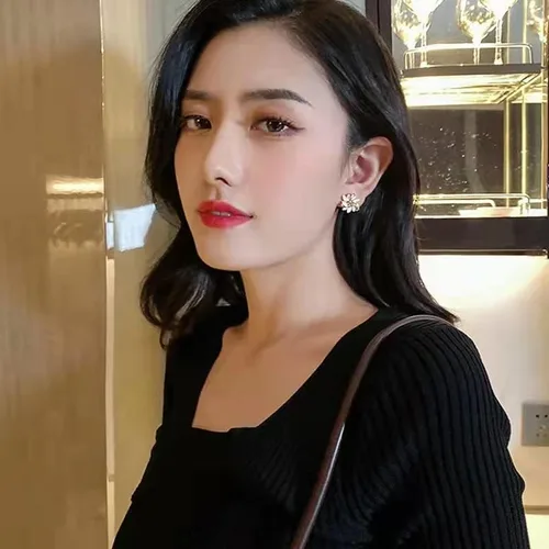 Vista 5 de Pendientes de plata de ley 925 chapados en oro de 14 quilates para mujer, aretes de pétalo de ópalo, exquisitos aretes de mujer adecuados