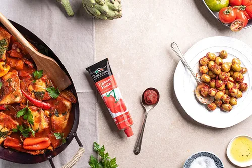 Vista 2 de Tuscanini Tubo de pasta de tomate, 7.05 onzas, fabricado con tomates italianos de primera calidad