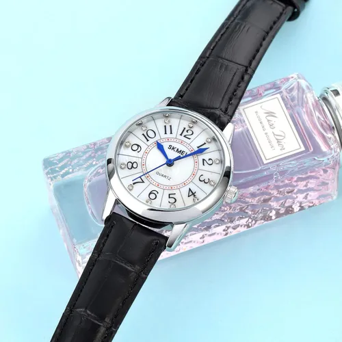 Vista 4 de SKMEI Lady Watches for Women Waterproof Leather Band Easy Reader Dress Diamond Analog Quartz Small Face Business Light Wrist Watch Girls Gifts