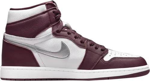 Vista 2 de Nike Men's Air Jordan 1 Retro High OG Sneaker