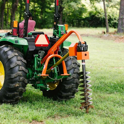 Vista 2 de Titan Attachments Excavadora de agujeros para postes de 30 HP de 3 puntos con accesorio de taladro de 12 pulgadas, se adapta a tractores Cat 1