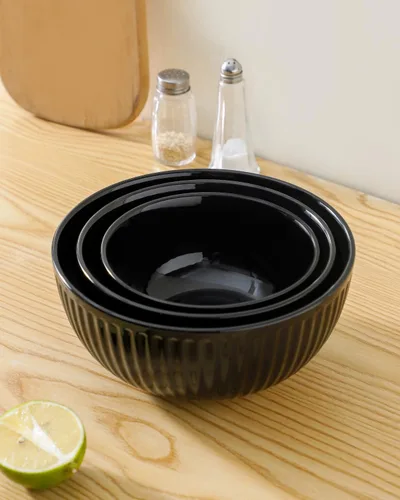 Vista 5 de HASENSE Juego de 3 cuencos pequeños de mezcla, cuencos de porcelana acanalados negros de 1.5/1/0.5 cuartos de galón para cocina, cocción, horneado