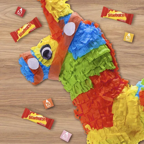 Vista 9 de STARBURST Caja a granel de caramelos masticables envueltos individualmente de tamaño divertido, caja de 4 libras
