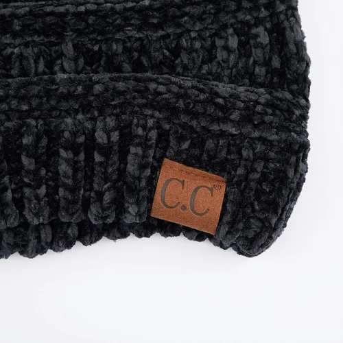 Vista 441 de C.C Trendy Warm Chunky Soft Stretch Cable Knit Beanie