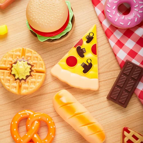 Vista 4 de JOYIN Juego de 50 piezas de juguetes de cocina, vajilla, frutas ficticias, verduras, accesorios de plástico para niños, juguete educativo
