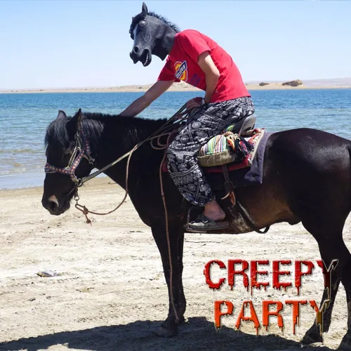 Vista 3 de CreepyPart máscara de látex con forma de cabeza de caballo para Halloween, color negro