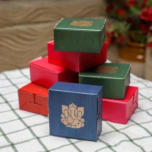 Vista 3 de Desi Favors Ganesh Cajas dulces para dulces indios, galletas, golosinas, mithai, dulces, cajas de regalo hechas a mano, caja de Mithai a granel