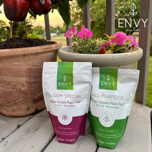 Vista 9 de ENVY Bloom Special Professional Grade (10-50-10) Alimento vegetal soluble en agua, promueve flores más grandes y hermosas (1.5 libras)