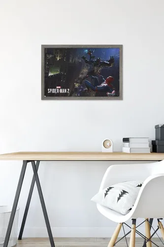 Vista 6 de Marvel's Spider-Man 2 - Póster de pared de lucha con veneno, 22.4 pulgadas de largo x 14.7 pulgadas de ancho, versión enmarcada de madera de granero