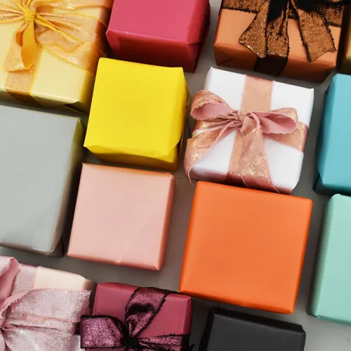 Vista 7 de BEISHIDA Papel de regalo verde oscuro, papel de regalo de color sólido con brillo perlado, papel de regalo mate, papel de embalaje para bodas