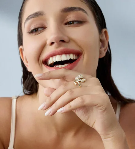 Vista 3 de Anillo de mujer ajustable de 14 quilates con cabeza de leopardo y diamantes de moda, tamaño 6 a 9, Cobre, Zirconia cúbica