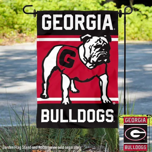 Vista 2 de College Flags & Banners Co. Bandera de jardín con doble logotipo de Georgia Bulldogs