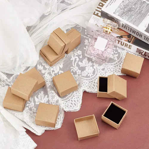 Vista 7 de PH PandaHall Paquete de 48 cajas de regalo para anillos, cajas de regalo de joyería de 1.5 x 1.5 x 1.1 pulgadas, caja de joyería cuadrada de cartón