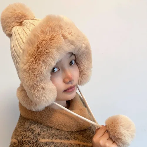 Vista 4 de Gorro de invierno para mujer, suave y mullido de punto con pompón, gorro de piel sintética para niñas, gorra de calavera de ganchillo