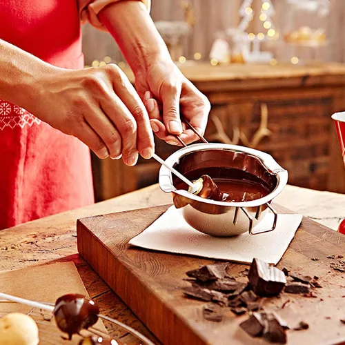 Vista 7 de Olla doble de acero inoxidable de 2 piezas con 2 cucharas de metal, olla de fusión de chocolate para derretir chocolate, mantequilla, queso, velas
