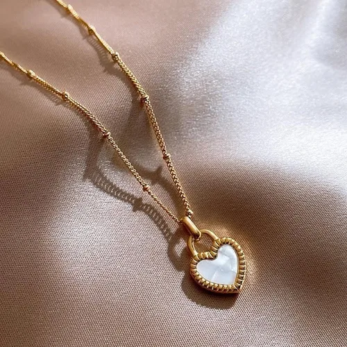 Vista 3 de Collar de oro de corazón blanco y negro, collar con dije de corazón de cristal con piedras preciosas de amor, collar de oro delicado para mujer