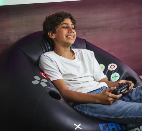 Vista 9 de Silla de juego inflable para niños y adolescentes con portavasos y bolsillos laterales - Estas sillas de tipo «puf» de aire para juegos para niños