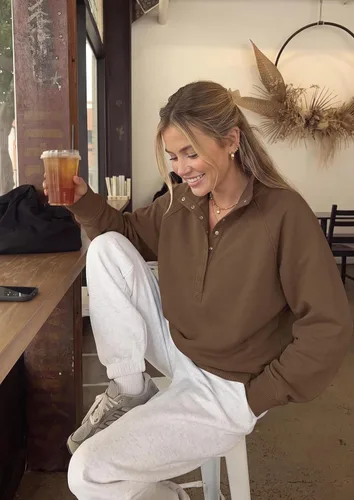 Vista 5 de PRETTYGARDEN Sudaderas de gran tamaño de moda para mujer Marrón